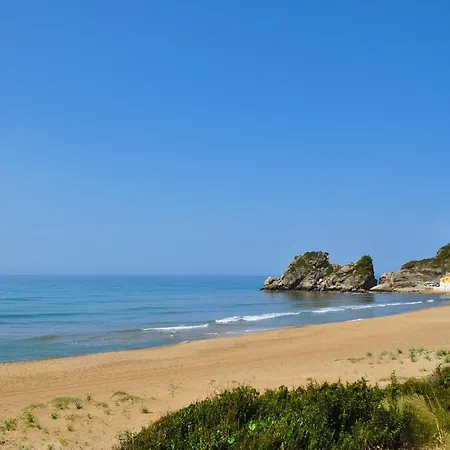 公寓 Large By The Pool - Beach, Corfu