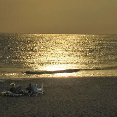 公寓 Large By The Pool - Beach, Corfu *